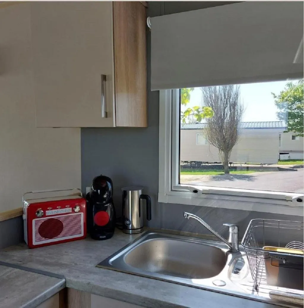 Camping Great 8 Berth Caravan At Sand Le Mere In Yorkshire Ref 71001I Tunstall  Royaume-Uni